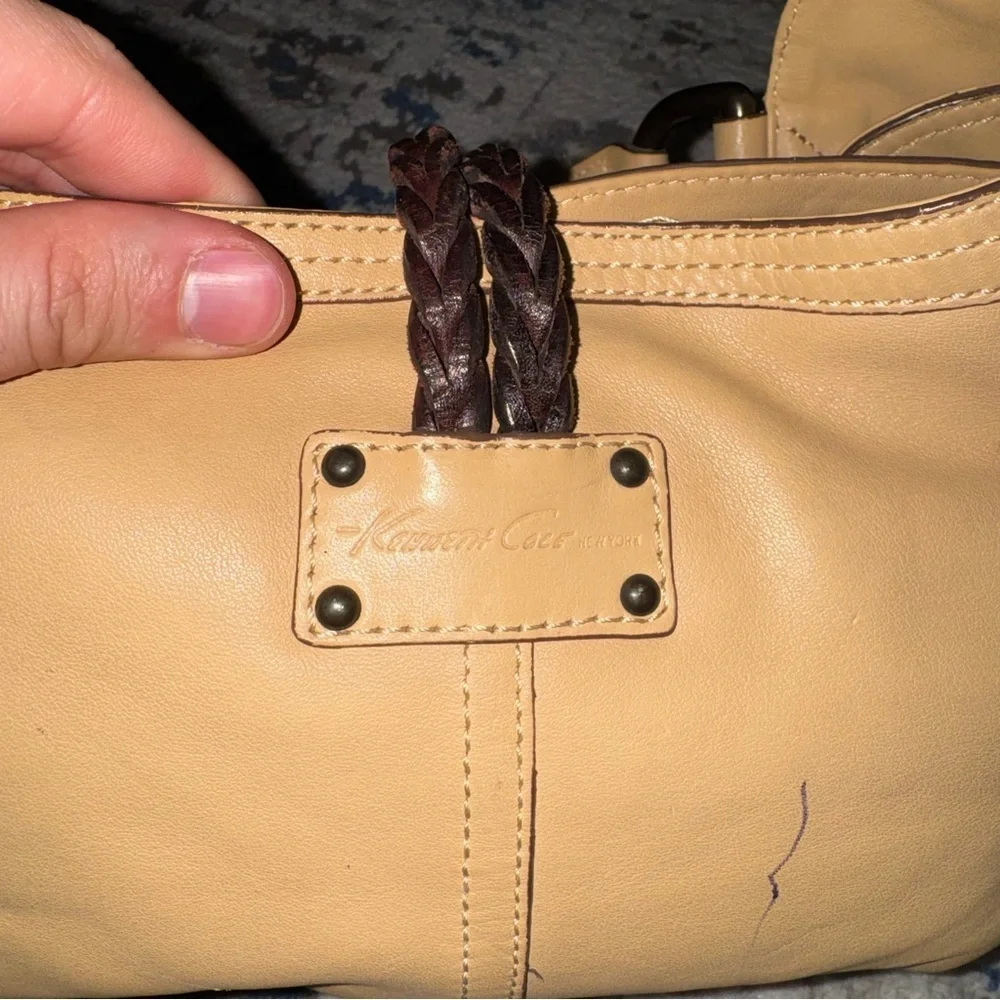Kenneth Cole Elegant Tan Leather Women's Bag